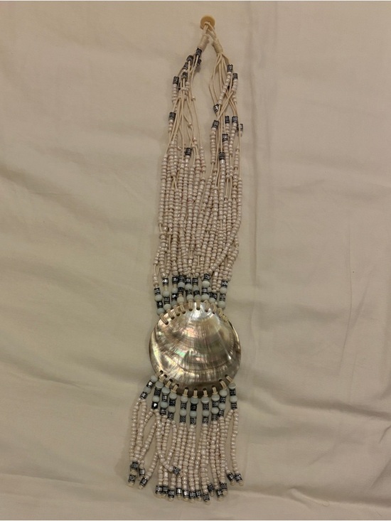 Jewelry - Beaded Shell Statement Necklace - White and Silver